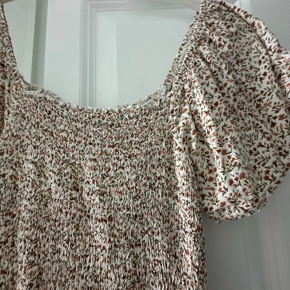 MATERNITY Floral Maxi Dress with Flutter Sleeves - Picture 3 of 3